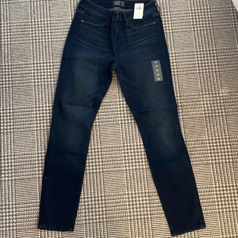 Blue skinny jeans